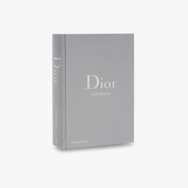 x720-dior-catwalk-book-the-complete-collections-jpg-pagespeed-ic-dzovsdzrnw